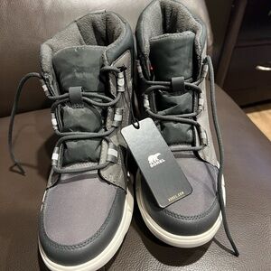 Sorel Black and Gray Insulated Boots